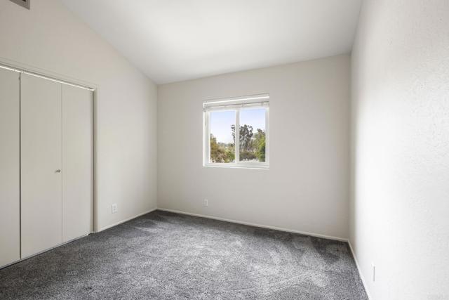 Detail Gallery Image 25 of 56 For 694 Ascot Dr, Vista,  CA 92083 - 3 Beds | 2/1 Baths