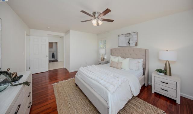 555 Centre Court Dr, Tracy CA: https://media.crmls.org/mediaz/e95b2775-5cbe-4f7a-b3c7-2782fe104a57.jpg