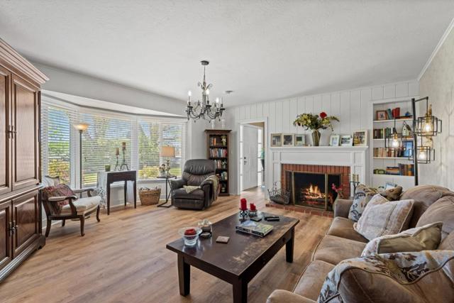 4211 Bolsa Road, Hollister CA: https://media.crmls.org/mediaz/e95b55c8-70cf-4b9a-94da-a6479cceb3e8.jpg