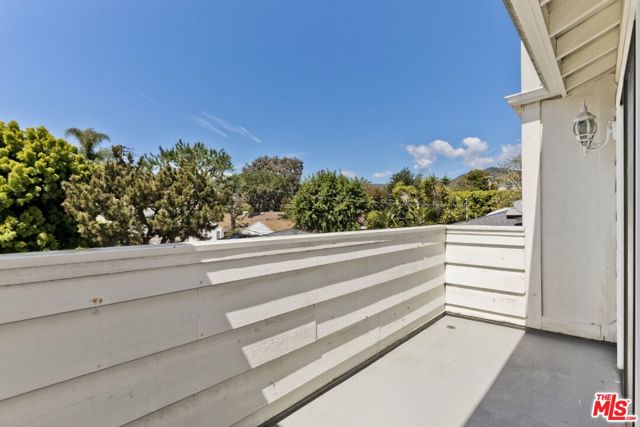 1001 Iliff Street, Pacific Palisades, California 90272, 5 Bedrooms Bedrooms, ,2 BathroomsBathrooms,Single Family Residence,For Sale,Iliff,24412083