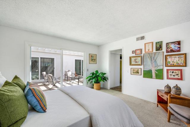 Detail Gallery Image 14 of 25 For 3655 Vista Campana N #6,  Oceanside,  CA 92057 - 2 Beds | 2 Baths