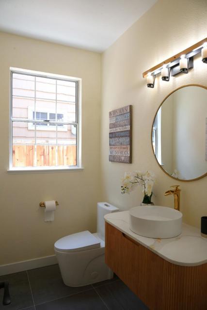 5123 Amberwood Drive, Fremont CA: https://media.crmls.org/mediaz/e95c1068-7b84-474e-9218-15e14f95a396.jpg