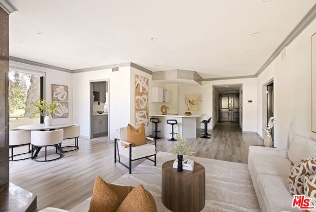 10794 Wilkins Avenue, Los Angeles CA: https://media.crmls.org/mediaz/e95cb66b-08ed-424a-bb5c-4f7492fabbd8.jpg