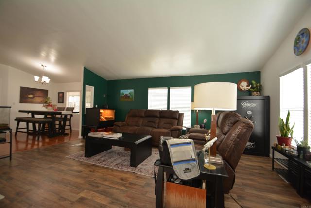 Detail Gallery Image 4 of 22 For 12970 Highway 8 Business #71,  El Cajon,  CA 92021 - 3 Beds | 2 Baths