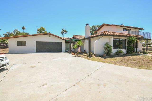 1736 Bellington Lane, Fallbrook CA: https://media.crmls.org/mediaz/e95d3188-d43d-46ae-b538-7948f53e9b51.jpg