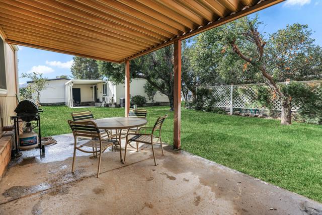 1223 Via Yolo, Cathedral City CA: https://media.crmls.org/mediaz/e95deb2b-4c6d-47fe-ba73-f7266d8610d9.jpg