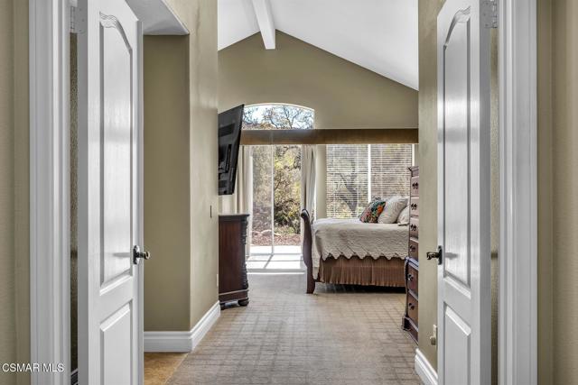 1826 Crystal View Circle, Newbury Park CA: https://media.crmls.org/mediaz/e95e77ed-1ae3-4657-a0bc-dc595d846fba.jpg