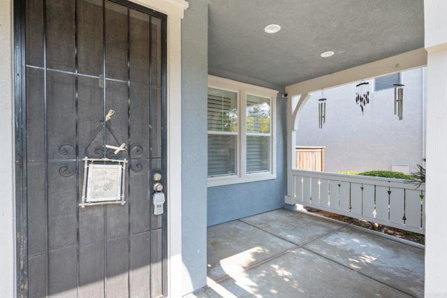 Detail Gallery Image 4 of 55 For 106 Chesapeake Ct, San Marcos,  CA 92069 - 4 Beds | 3 Baths
