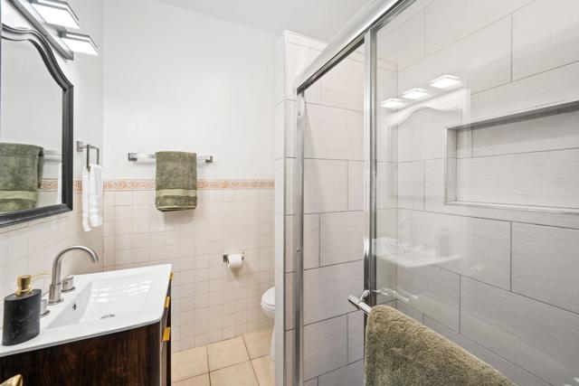 2445 47 A Street, San Diego CA: https://media.crmls.org/mediaz/e95fb885-5db9-468d-953d-0bcb759bb352.jpg