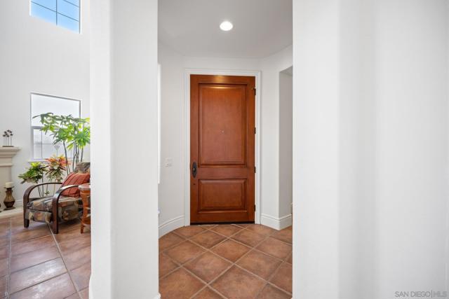 3243 Avenida Aragon, Carlsbad CA: https://media.crmls.org/mediaz/e9616e61-6bf5-40d1-9068-a8d0b9c549ae.jpg