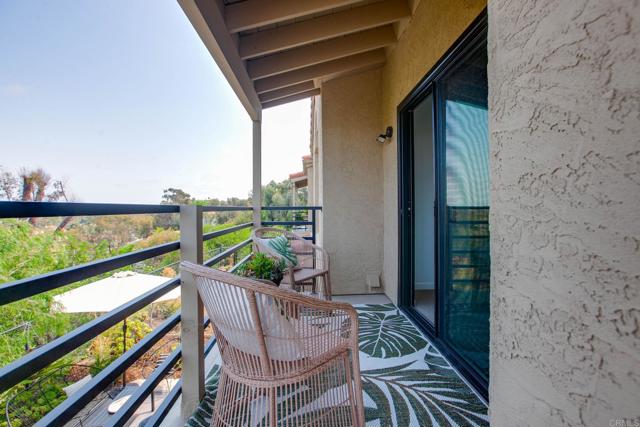 Detail Gallery Image 18 of 42 For 597 via Cantebria, Encinitas,  CA 92024 - 2 Beds | 2/1 Baths