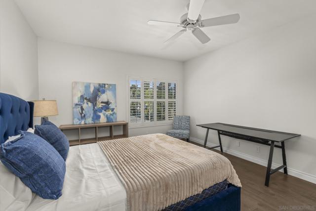 8595 Via Mallorca, La Jolla CA: https://media.crmls.org/mediaz/e96200cd-8493-4fee-9bfc-ab166bbc9f5c.jpg