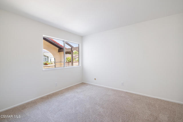 5888 E Marlies Avenue, Simi Valley CA: https://media.crmls.org/mediaz/e96363ce-e985-4877-9194-95d821fbb547.jpg