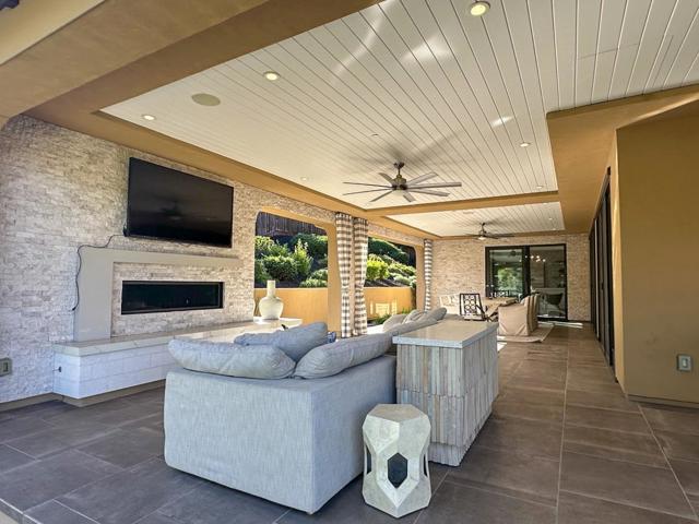 160 Prospect Avenue, Los Gatos CA: https://media.crmls.org/mediaz/e963fee6-80a3-4e3b-8a8e-e633ed8f286a.jpg