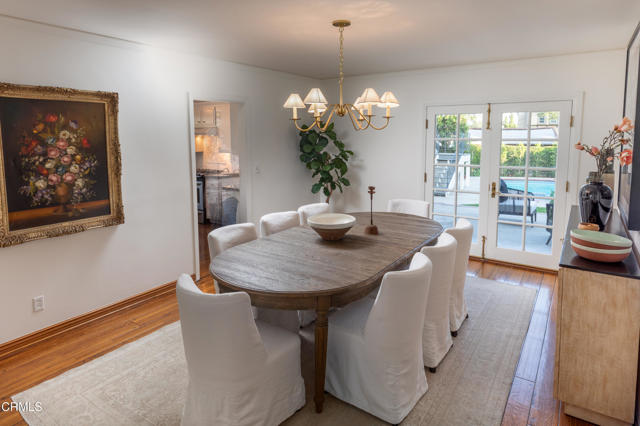2440 Coniston Place, San Marino CA: https://media.crmls.org/mediaz/e964a582-6823-4094-93d2-e3457d6d7185.jpg