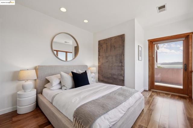 435 Tremont Avenue, Richmond CA: https://media.crmls.org/mediaz/e966db21-cad5-4758-afa5-56320b808bce.jpg