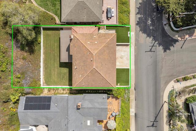 775 Cornish Dr., San Diego CA: https://media.crmls.org/mediaz/e967ed9b-6998-4260-99a6-6c02e97ff423.jpg