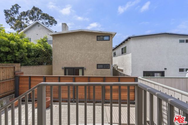 1711 Goodman Avenue, Redondo Beach CA: https://media.crmls.org/mediaz/e968499a-9897-42a8-bcbe-9b5d893f13d7.jpg