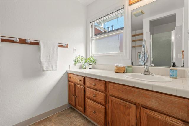 207 2nd Avenue, Santa Cruz CA: https://media.crmls.org/mediaz/e96a3db3-e3a7-4eb2-87b2-d95bd534b80d.jpg
