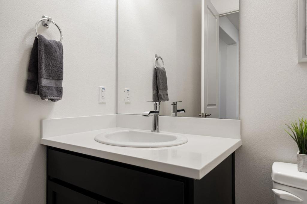 MLS #219127716DA image #27