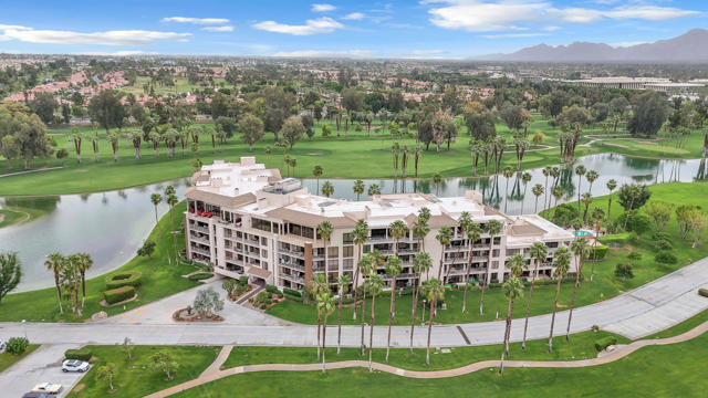 910 Island Drive #112, Rancho Mirage, CA 92270