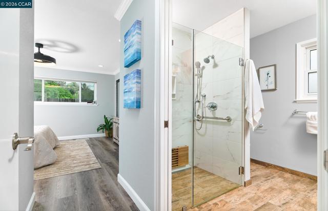 Image 21 of 43 For 23 Capistrano Ct