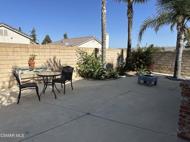 1755 Empty Saddle Road, Simi Valley CA: https://media.crmls.org/mediaz/e96c215f-f63c-4b1a-a242-64809e3b8b24.jpg