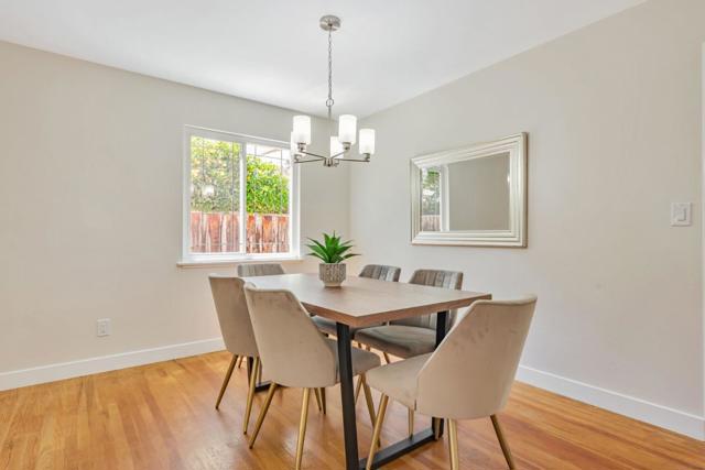 836 Peach Avenue, Sunnyvale CA: https://media.crmls.org/mediaz/e96c3796-bf28-4e74-929f-247e42924c3f.jpg
