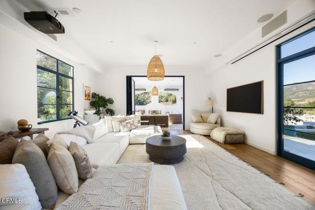 Detail Gallery Image 13 of 54 For 13202 Ojai Rd, Santa Paula,  CA 93060 - 5 Beds | 4/1 Baths