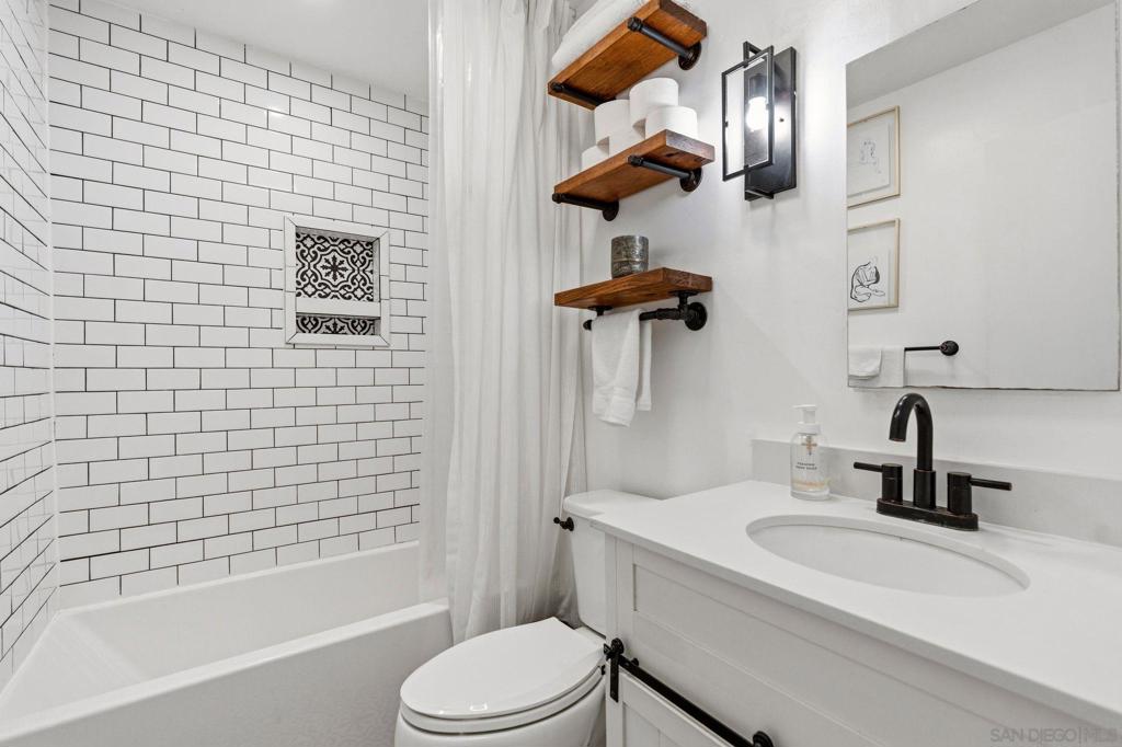 4642 Felton St - photo 11