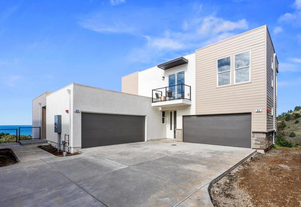 811 Fassler Avenue