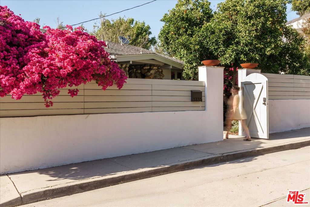 3135 Isabel Drive