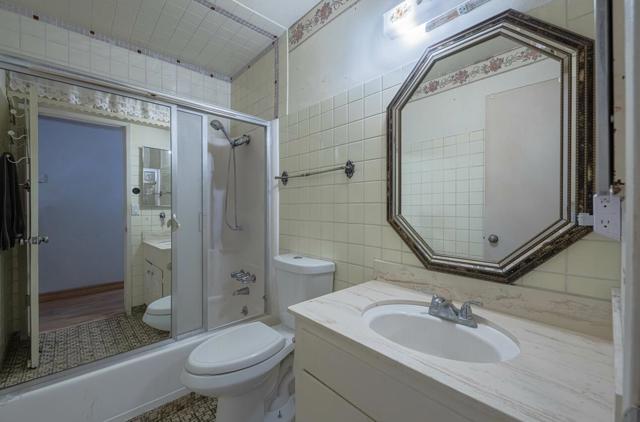13318 Jackson Street, Salinas CA: https://media.crmls.org/mediaz/e97371fd-64e8-4d2e-a843-fdffd2c0266e.jpg