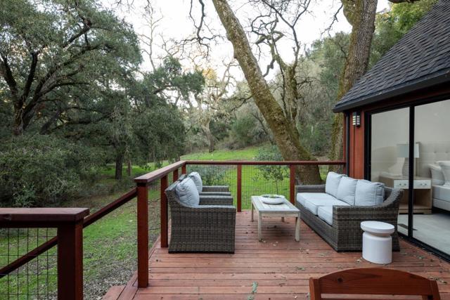 23200 Encinal Court, Los Altos Hills CA: https://media.crmls.org/mediaz/e973aa0b-8529-42ab-8e6e-43d960c47fec.jpg