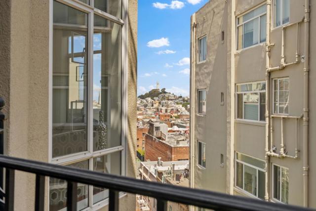 720 Stockton Street, San Francisco CA: https://media.crmls.org/mediaz/e9743e0c-4b52-438c-8da1-af67d532c25f.jpg