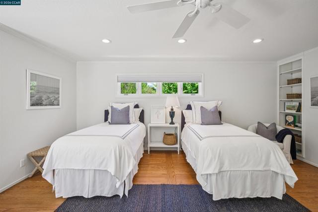 3231 Camino Colorados, Lafayette CA: https://media.crmls.org/mediaz/e97480f9-daaf-432f-8454-da4dca206589.jpg