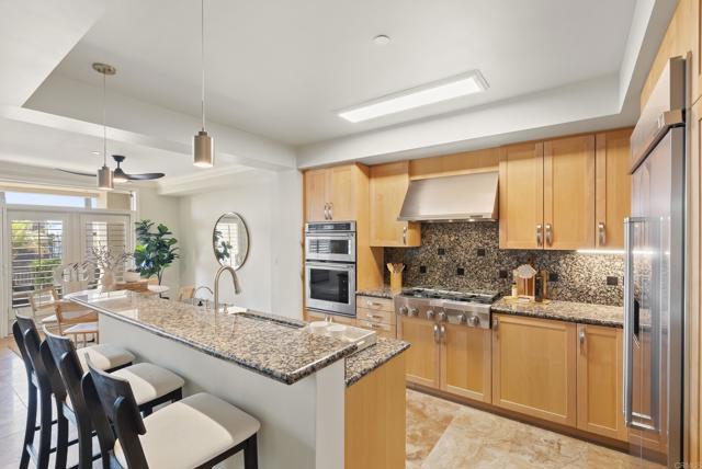 5470 La Jolla Boulevard, La Jolla CA: https://media.crmls.org/mediaz/e9759dee-94f6-4667-b7e2-922d873ff648.jpg