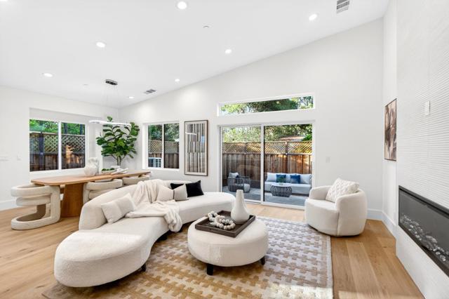 Image 13 of 34 For 873 Cedar Avenue