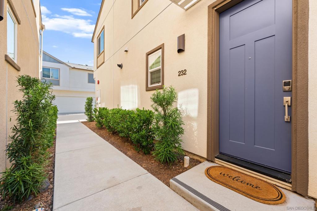 MLS #250034988SD img 38