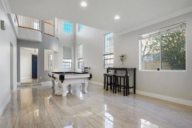 29487 Georgetown Ln, Temecula CA: https://media.crmls.org/mediaz/e976e624-334d-45e0-8241-c16df40f2fc8.jpg