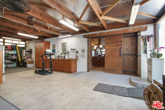 1644 W Wilmington Boulevard, Wilmington CA: https://media.crmls.org/mediaz/e97839df-66ff-477c-8fc3-dbc67415b18f.jpg