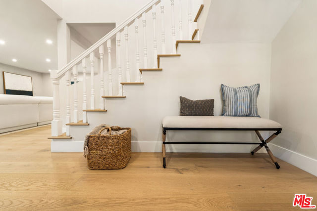 22824 Margarita Drive, Woodland Hills CA: https://media.crmls.org/mediaz/e97843ec-223d-4c31-af9a-f4c6697b43ee.jpg