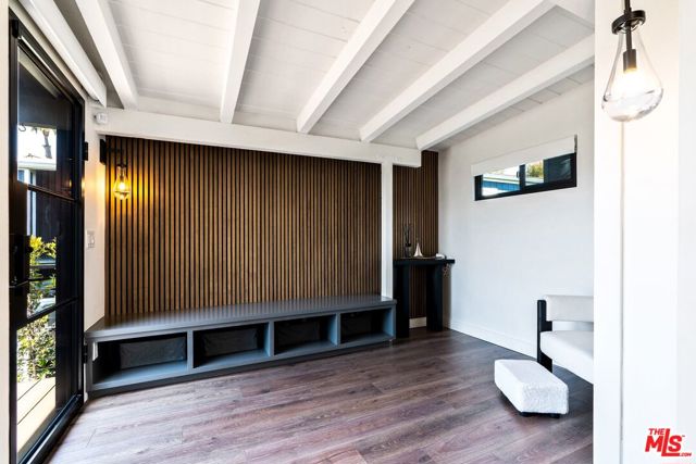 29500 Heathercliff Road, Malibu CA: https://media.crmls.org/mediaz/e97866dc-a027-48ef-95ae-6ab07c595cbf.jpg