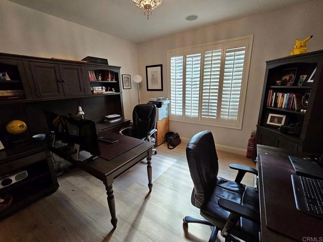 2856 Falling Waters Court, Chula Vista CA: https://media.crmls.org/mediaz/e9789fb4-9393-428c-822e-07c786a7dfa1.jpg