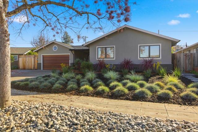 5546 Amby Drive, San Jose CA: https://media.crmls.org/mediaz/e978d91c-c3b6-4d9e-a22d-556100b7f733.jpg