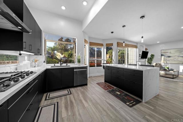 Image 13 of 59 For 12118 Ferncrest Place