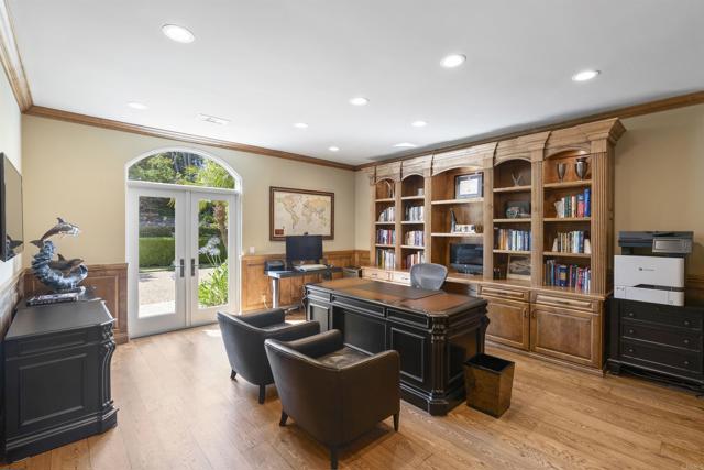 14619 Calle Carla, Rancho Santa Fe CA: https://media.crmls.org/mediaz/e9797b8c-a962-4397-9cf3-338c58b8f238.jpg