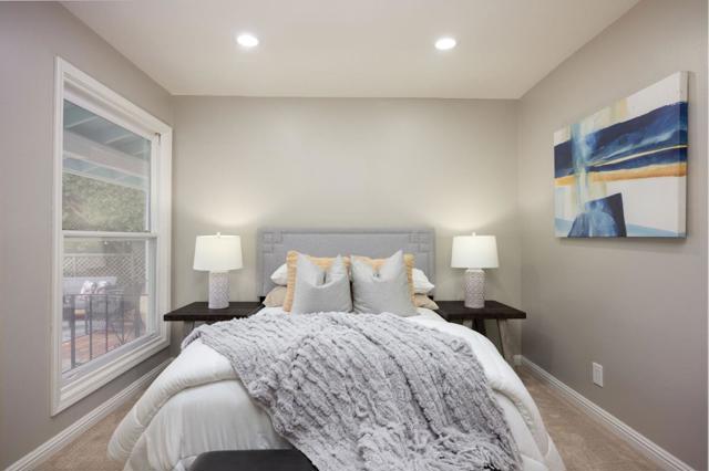 201 Bridgeport Drive, Half Moon Bay CA: https://media.crmls.org/mediaz/e97c2fe4-40d7-47cd-a6fc-262c2f07ef1d.jpg