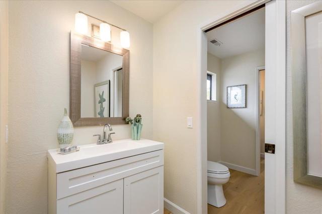 733 Arroyo Leon Drive, Half Moon Bay CA: https://media.crmls.org/mediaz/e97d06d9-5af9-48fc-9df4-87db0702eccc.jpg
