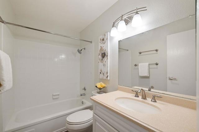 302 Philip Drive, Daly City CA: https://media.crmls.org/mediaz/e97f2c3e-41be-4f77-83df-f8b1869a1767.jpg